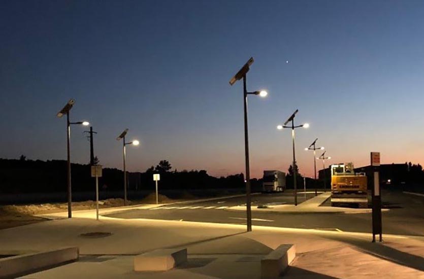 Solar-Lights-in-carpark Solar-Lights-in-carpark