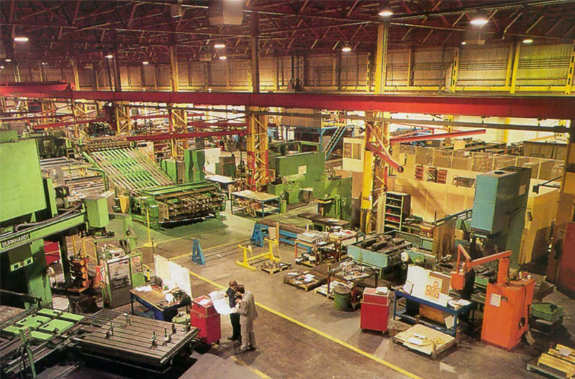 industrial-lighting-photo