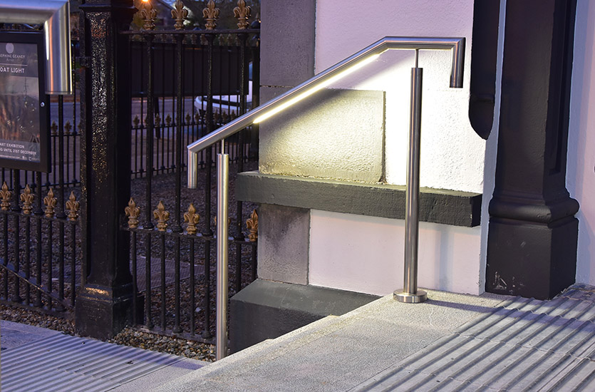 Hand Rail with Integrated lighting